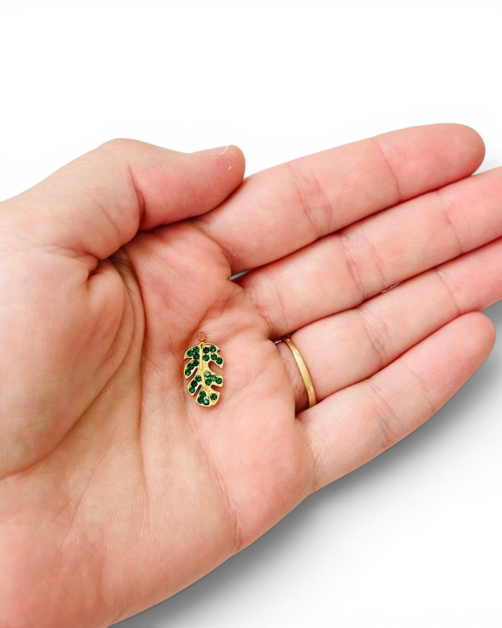 Feuille à strass vert